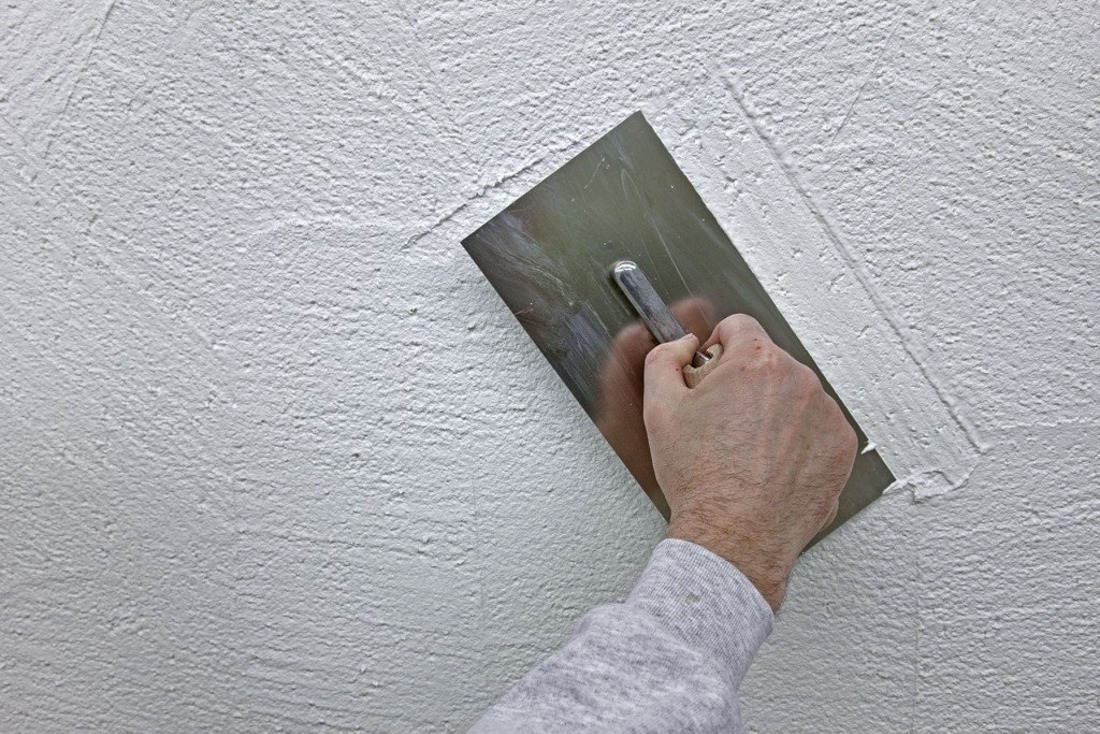 Що краще цементна або гіпсова суміш?